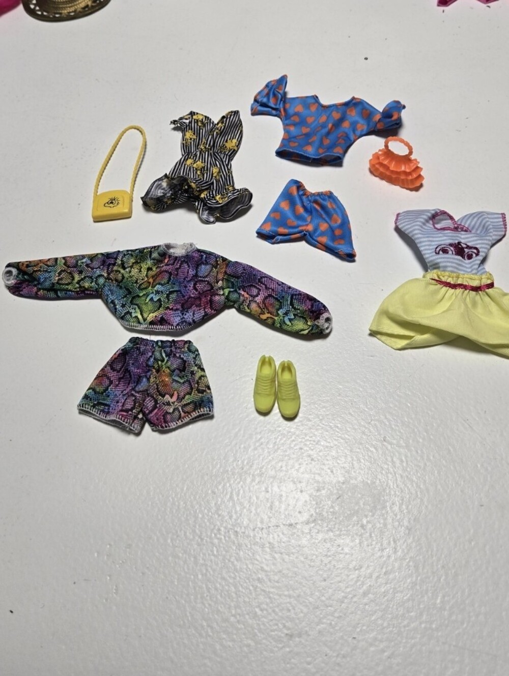 Lot Of 4 Barbie Doll Outfits 1 Peanuts Snoopy Woodchuck 1 Animal Skin 1 Heart